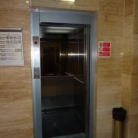 Selvapark Apartment *